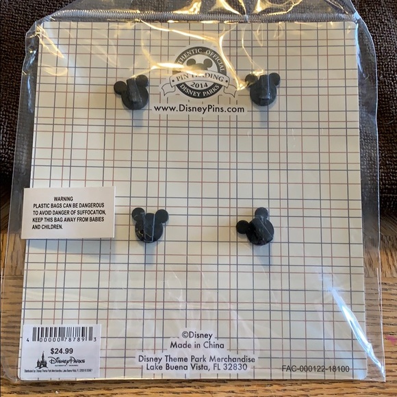 Disney Parks 4 piece Pin set Classic Characters - Picture 2 of 2